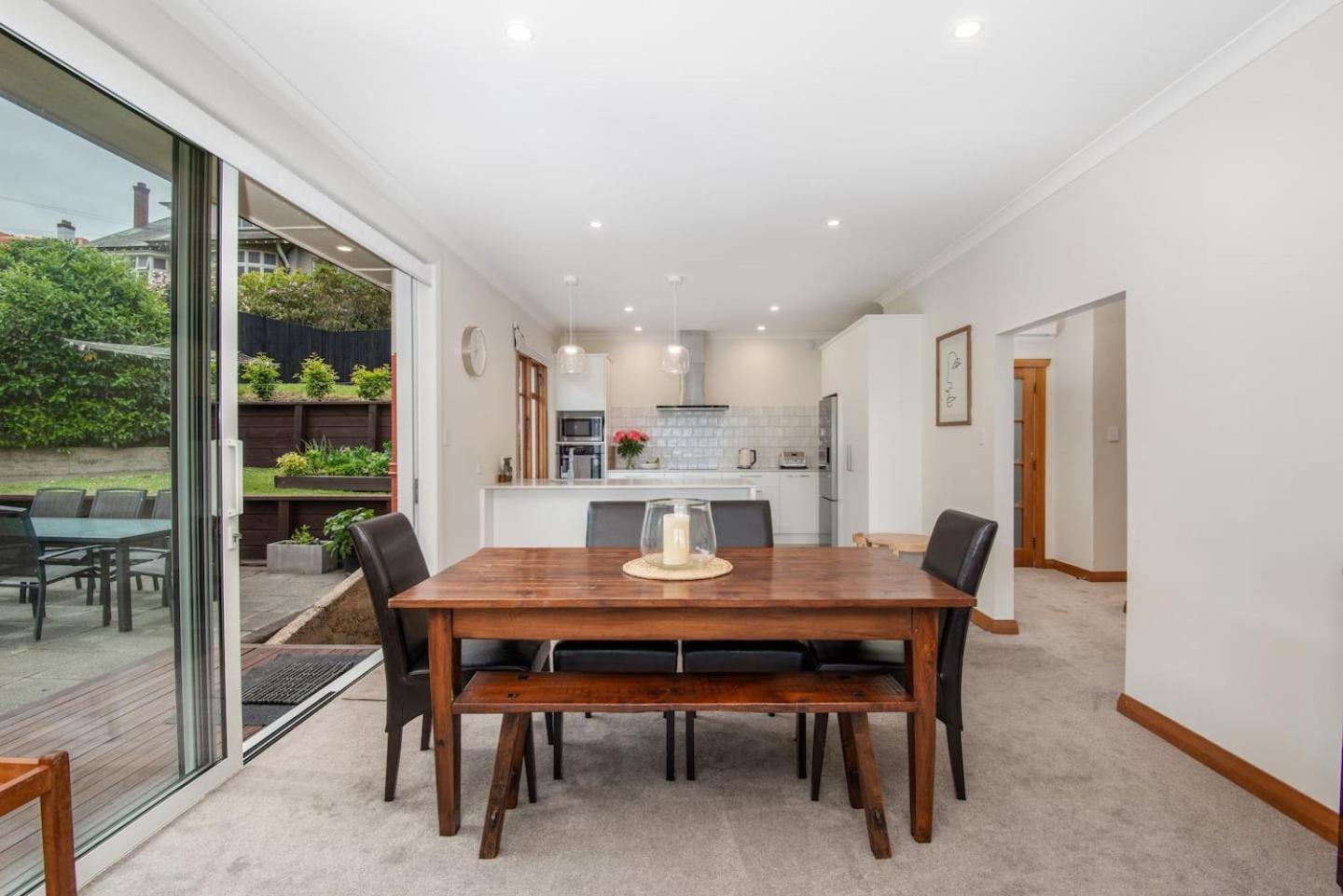 Stunning Family Home In Andersons Bay Dunedin Luaran gambar